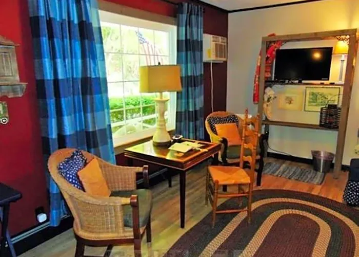 Hotel Maple Leaf 3*